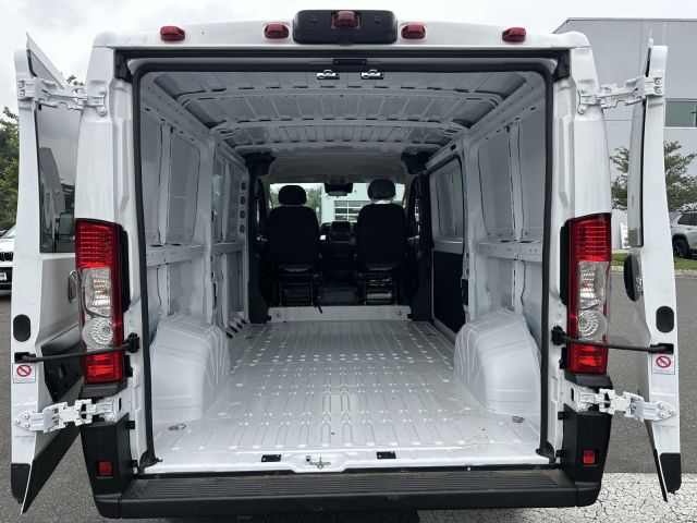 2025 Ram ProMaster Cargo Van Tradesman 1500 Low Roof 136 WB w/Pass Seat
