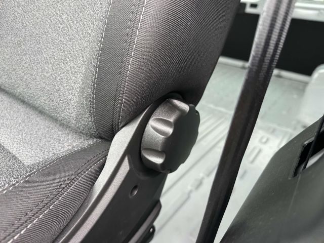 2025 Ram ProMaster Cargo Van Tradesman 1500 Low Roof 136 WB w/Pass Seat