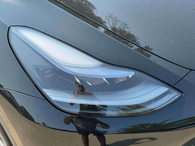 2025 Tesla Model Y Long Range AWD *Ltd Avail*