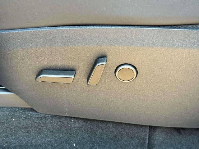 2025 Tesla Model Y Long Range AWD *Ltd Avail*