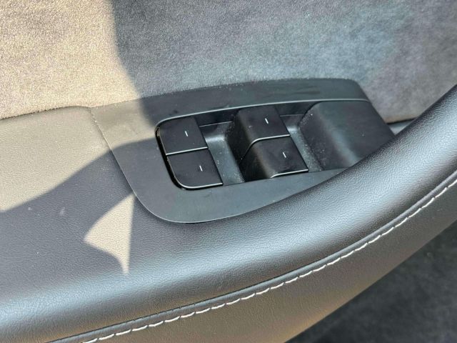 2025 Tesla Model Y Long Range AWD *Ltd Avail*