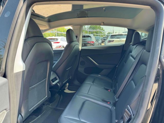 2025 Tesla Model Y Long Range AWD *Ltd Avail*