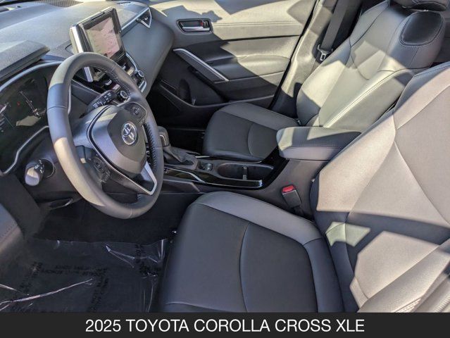 2025 Toyota Corolla Cross XLE