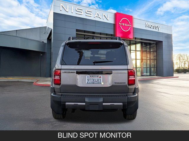 2025 Toyota Land Cruiser PRM 4WD 2025 Toyota Land Cruiser PRM 4WD