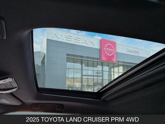 2025 Toyota Land Cruiser PRM 4WD 2025 Toyota Land Cruiser PRM 4WD