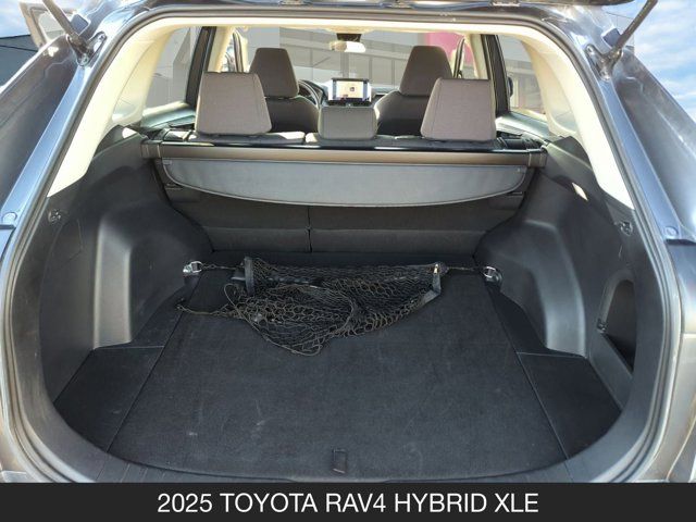 2025 Toyota Rav4 Hybrid XLE