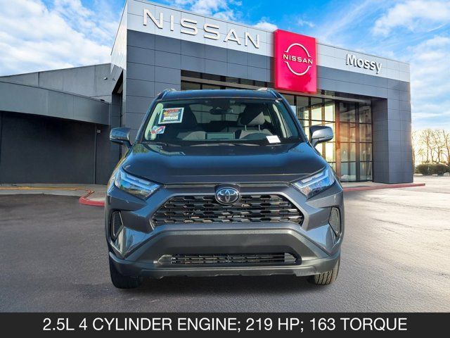 2025 Toyota Rav4 Hybrid XLE