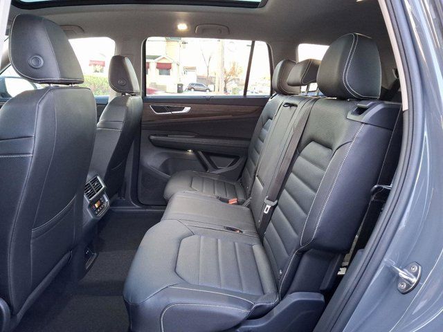 2025 Volkswagen Atlas 2.0T SEL