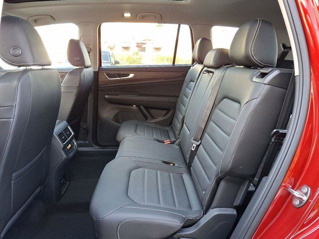 2025 Volkswagen Atlas 2.0T SEL