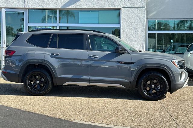 2025 Volkswagen Atlas 2.0T Peak Edition 2025 Volkswagen Atlas 2.0T Peak Edition