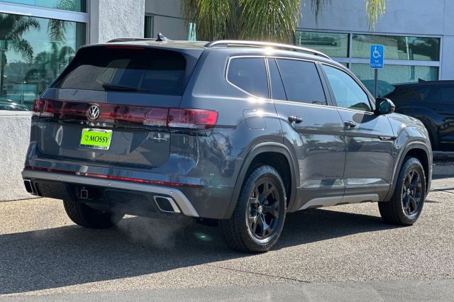 2025 Volkswagen Atlas 2.0T Peak Edition 2025 Volkswagen Atlas 2.0T Peak Edition