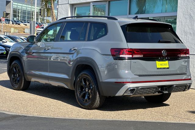 2025 Volkswagen Atlas 2.0T Peak Edition 2025 Volkswagen Atlas 2.0T Peak Edition