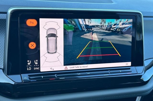 2025 Volkswagen Atlas 2.0T Peak Edition 2025 Volkswagen Atlas 2.0T Peak Edition