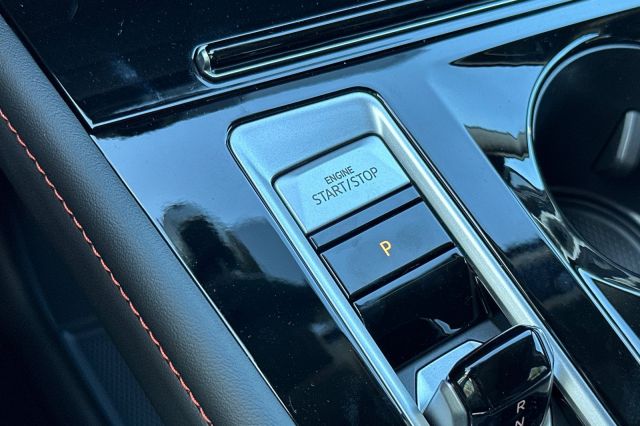 2025 Volkswagen Atlas 2.0T Peak Edition 2025 Volkswagen Atlas 2.0T Peak Edition