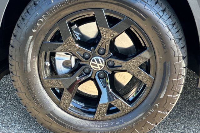 2025 Volkswagen Atlas 2.0T Peak Edition 2025 Volkswagen Atlas 2.0T Peak Edition