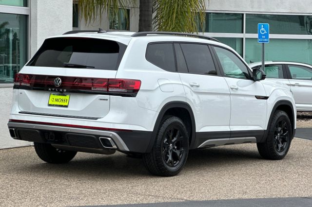 2025 Volkswagen Atlas 2.0T Peak Edition 2025 Volkswagen Atlas 2.0T Peak Edition