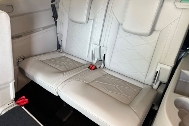 2025 Volkswagen Atlas 2.0T SE 2025 Volkswagen Atlas 2.0T SE