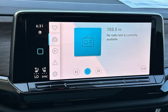 2025 Volkswagen Atlas 2.0T SEL Premium R-Line 2025 Volkswagen Atlas 2.0T SEL Premium R-Line