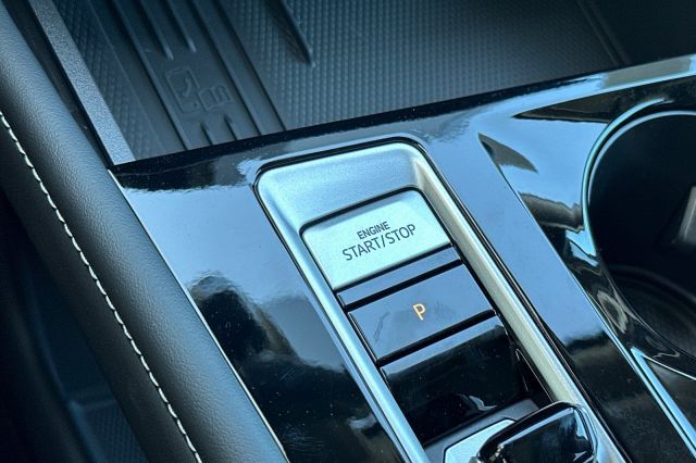 2025 Volkswagen Atlas 2.0T SEL Premium R-Line 2025 Volkswagen Atlas 2.0T SEL Premium R-Line