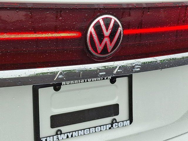 2025 Volkswagen Atlas 2.0T SEL Premium R-Line
