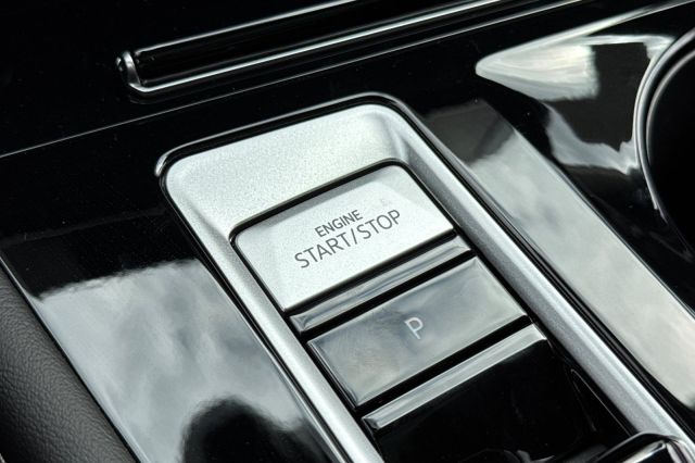 2025 Volkswagen Atlas 2.0T SEL Premium R-Line 2025 Volkswagen Atlas 2.0T SEL Premium R-Line