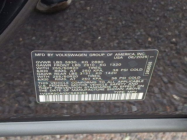 2025 Volkswagen Atlas 2.0T SE w/Technology