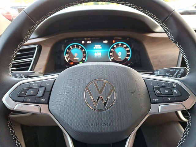2025 Volkswagen Atlas 2.0T SE