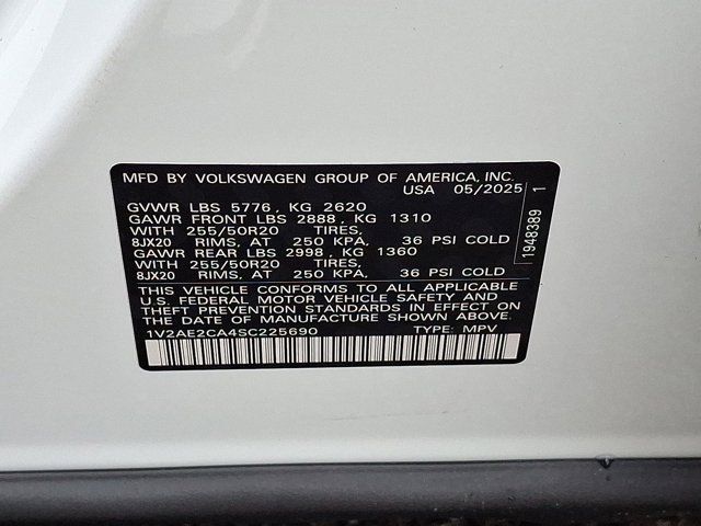 2025 Volkswagen Atlas Cross Sport 2.0T SEL R-Line Black