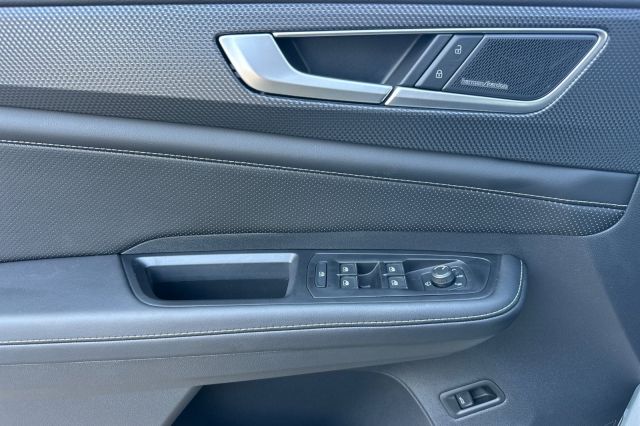 2025 Volkswagen Atlas Cross Sport 2.0T SEL Premium R-Line 2025 Volkswagen Atlas Cross Sport 2.0T SEL Premium R-Line