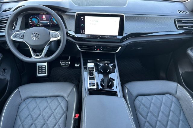 2025 Volkswagen Atlas Cross Sport 2.0T SEL Premium R-Line 2025 Volkswagen Atlas Cross Sport 2.0T SEL Premium R-Line