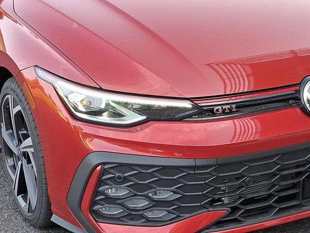 2025 Volkswagen Golf GTI SE