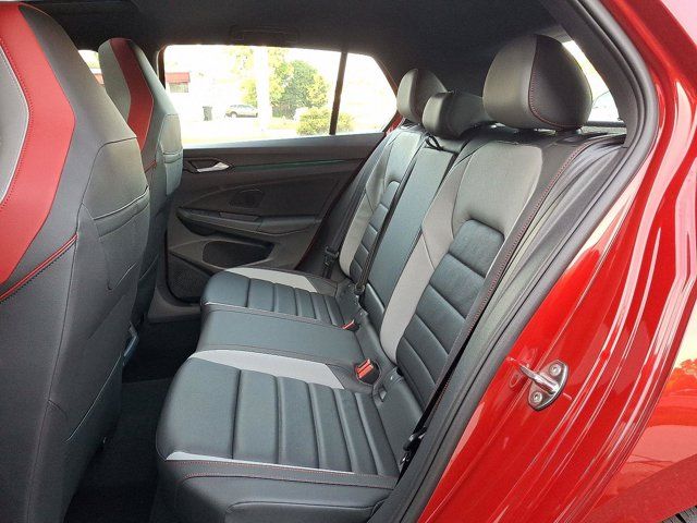 2025 Volkswagen Golf GTI SE