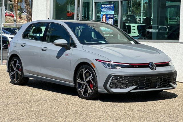 2025 Volkswagen Golf GTI 2.0T SE 2025 Volkswagen Golf GTI 2.0T SE