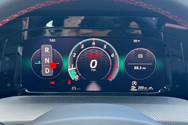 2025 Volkswagen Golf GTI 2.0T SE 2025 Volkswagen Golf GTI 2.0T SE