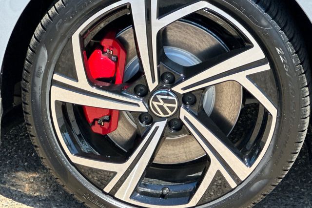 2025 Volkswagen Golf GTI 2.0T SE 2025 Volkswagen Golf GTI 2.0T SE