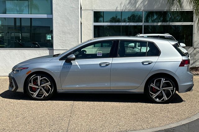 2025 Volkswagen Golf GTI 2.0T SE 2025 Volkswagen Golf GTI 2.0T SE