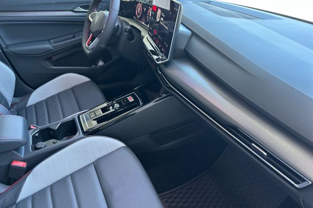 2025 Volkswagen Golf GTI 2.0T SE 2025 Volkswagen Golf GTI 2.0T SE