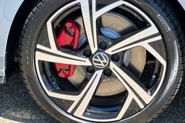 2025 Volkswagen Golf GTI 2.0T SE 2025 Volkswagen Golf GTI 2.0T SE