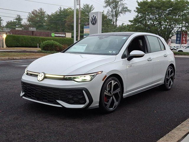 2025 Volkswagen Golf GTI SE