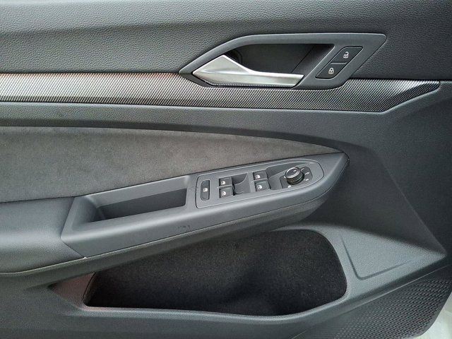 2025 Volkswagen Golf GTI SE
