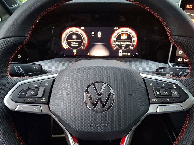 2025 Volkswagen Golf GTI SE