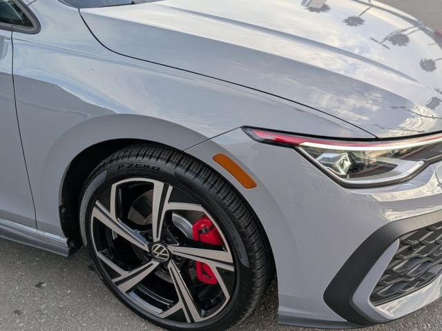 2025 Volkswagen Golf GTI 2.0T SE