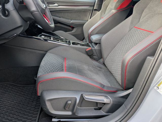 2025 Volkswagen Golf GTI 2.0T SE