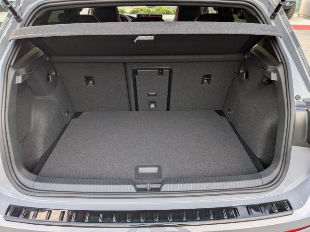 2025 Volkswagen Golf GTI 2.0T SE