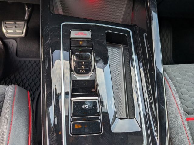 2025 Volkswagen Golf GTI 2.0T SE