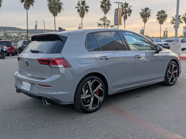 2025 Volkswagen Golf GTI 2.0T SE