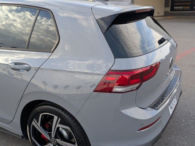 2025 Volkswagen Golf GTI 2.0T SE