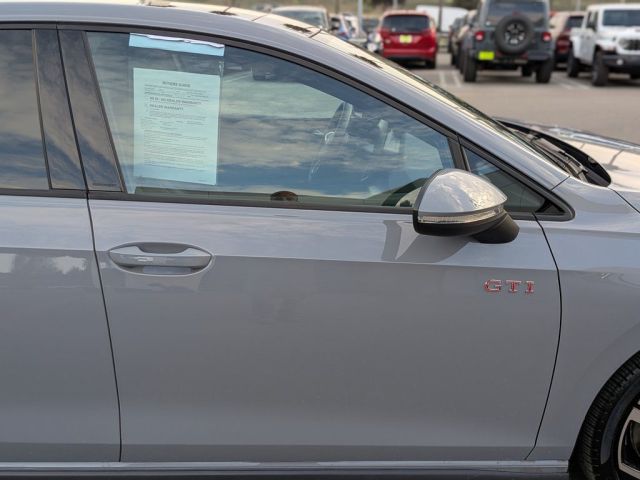 2025 Volkswagen Golf GTI 2.0T SE