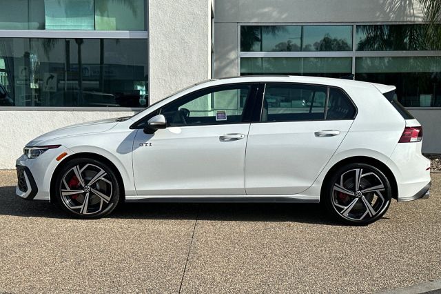 2025 Volkswagen Golf GTI 2.0T SE 2025 Volkswagen Golf GTI 2.0T SE