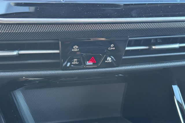 2025 Volkswagen Golf GTI 2.0T SE 2025 Volkswagen Golf GTI 2.0T SE